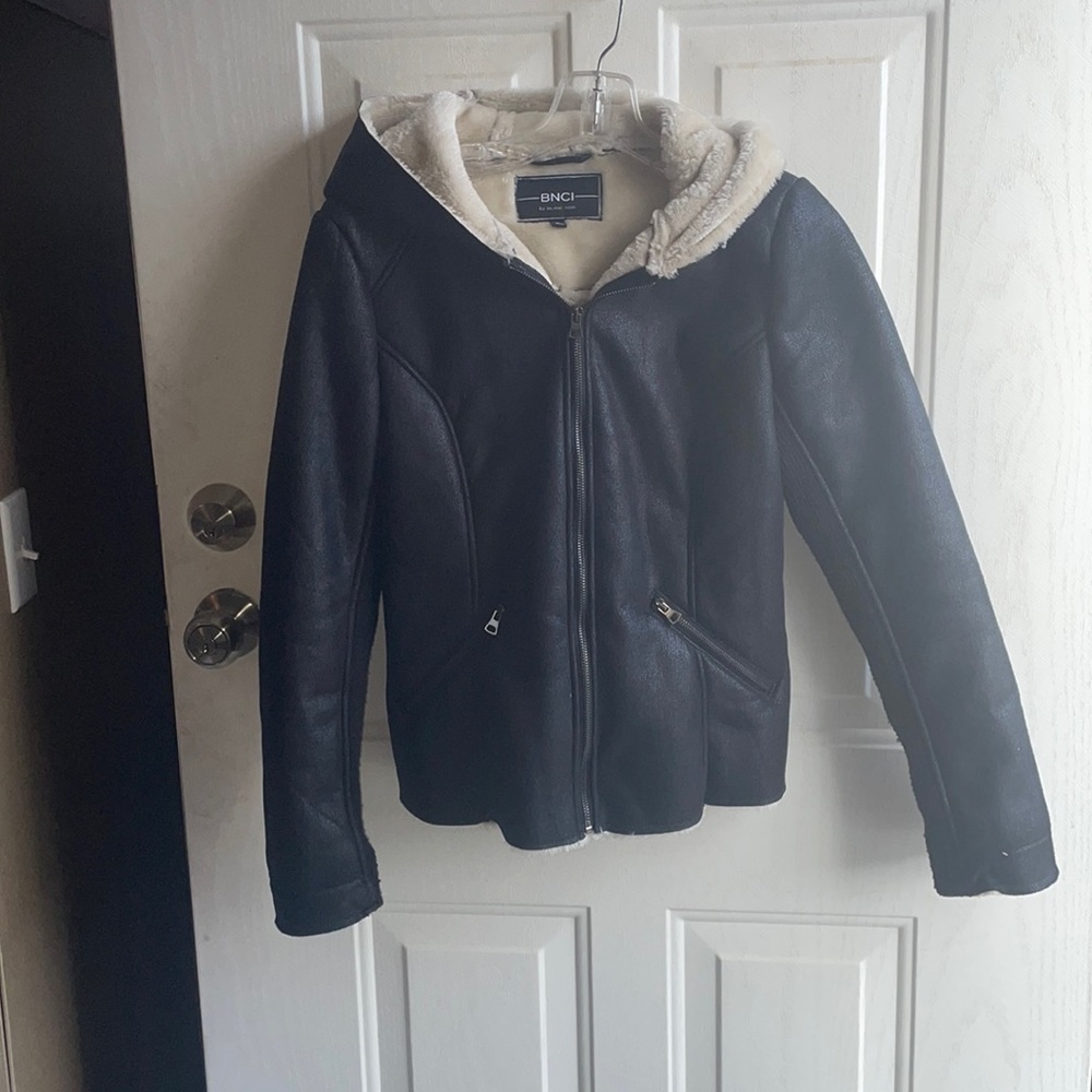 Women’s small faux fur BNCI faux leather jacket